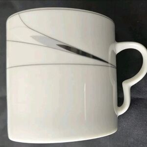 NWOT Mikasa Caviar Tea Coffee 4 Cups DISCONTINUED RARE VINTAGE L5806